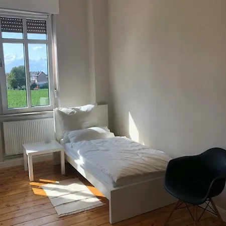 Luxe Apartment Am Rhein Worms Exterior photo