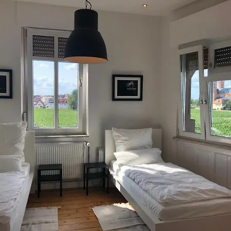 Luxe Apartment Am Rhein Worms Exterior photo